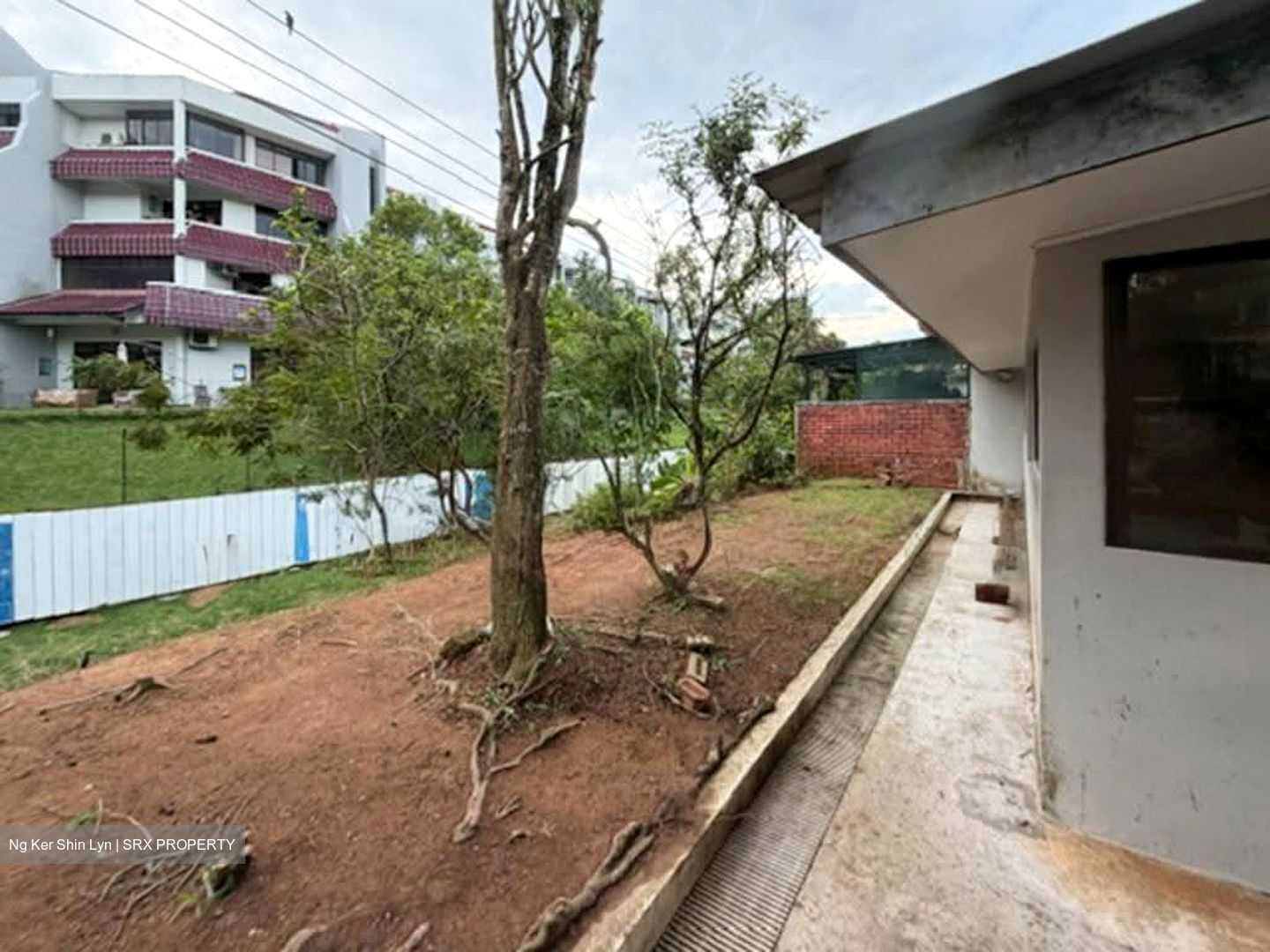 Adelphi Park Estate (D20), Terrace #610571081